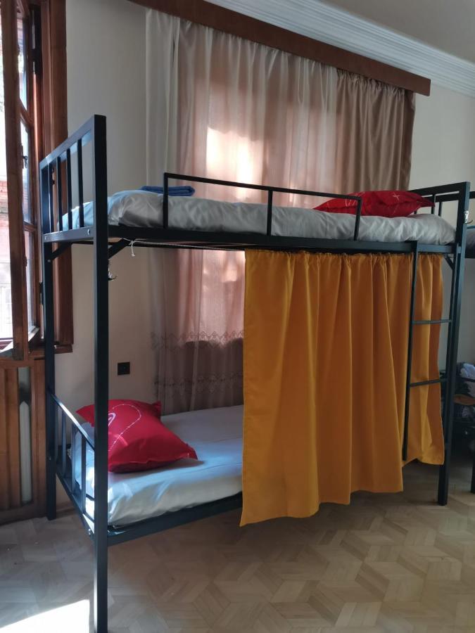 Хостел European Backpackers 欧洲背包客&大厨房 Тбилиси Экстерьер фото